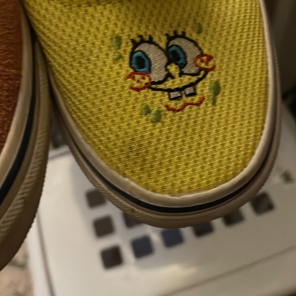SpongeBob Vans - Picture 4 of 4